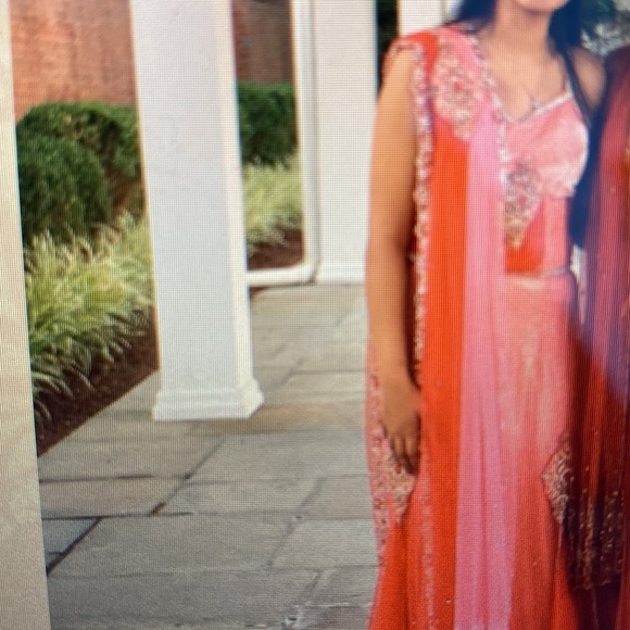 Half Saree (red/pink) - Picture 1 of 7